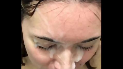 Yüzümü spermle doldurdu